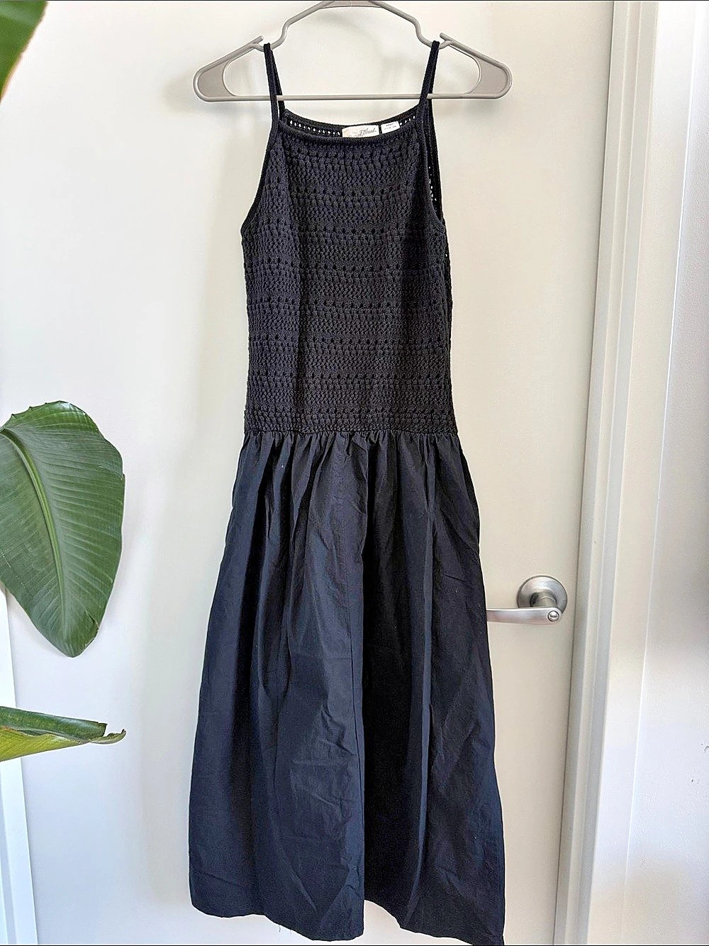 Universal Thread Black Crochet Maxi Dress Size Small Like New